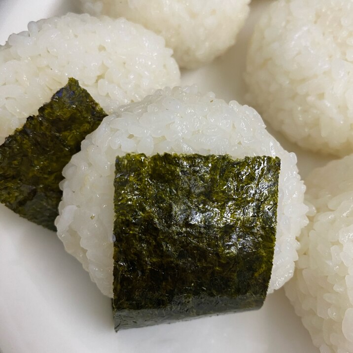 美味しい塩むすび